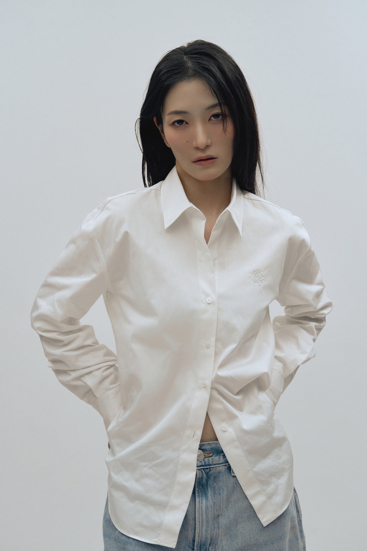 The Artist Shirt in White